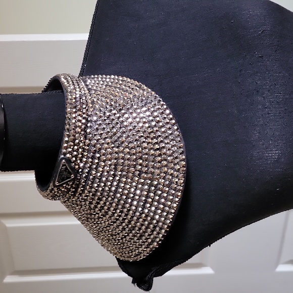 Visor hat Crystal Embellished Visor Hat - Picture 8 of 9